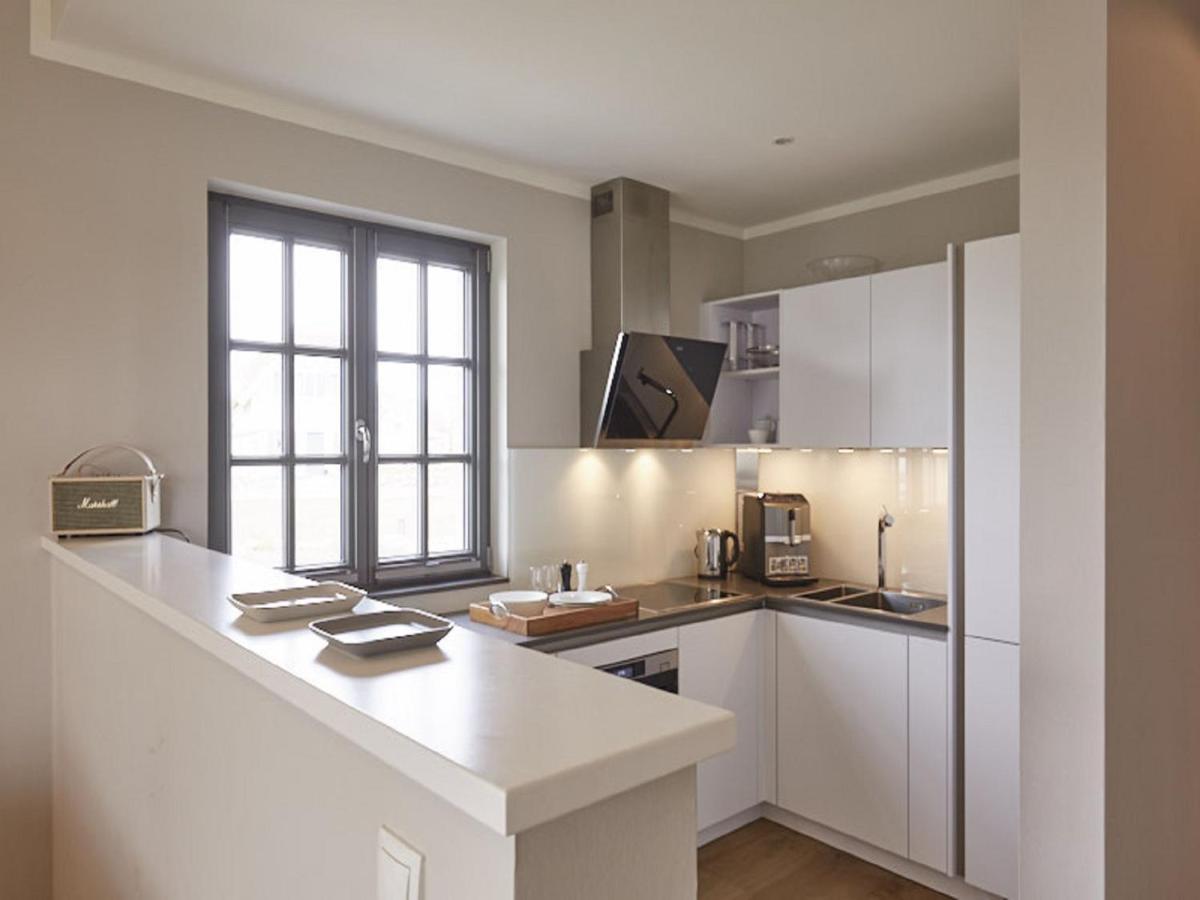 Reetland Am Meer - Premium Reetdachvilla Mit 3 Schlafzimmern, Sauna Und Kamin E24 Dranske Exterior photo
