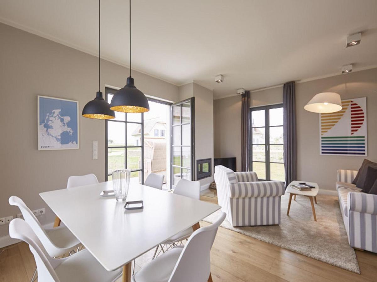 Reetland Am Meer - Premium Reetdachvilla Mit 3 Schlafzimmern, Sauna Und Kamin E24 Dranske Exterior photo