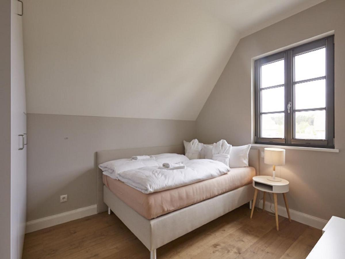 Reetland Am Meer - Premium Reetdachvilla Mit 3 Schlafzimmern, Sauna Und Kamin E24 Dranske Exterior photo